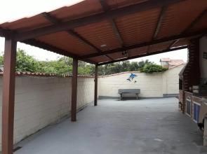 Casa em frente a praia de Jaconé