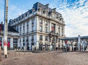 Appart 2 chambres aux Portes du Jardin Public