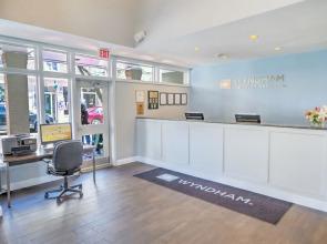 Club Wyndham Newport Onshore