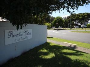 Paradise Waters - No. 13