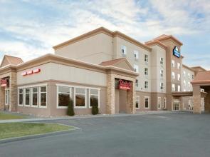 Days Inn And Suites Edmonton Airport