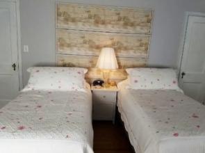 Contented Cottage Bed and Breakfast