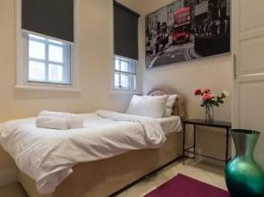 Apartment on Duke Street