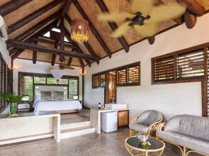 Savasi Island Resort