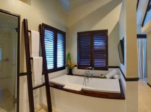 Warwick Le Lagon - Vanuatu