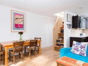 Lovely, Spacious 1BR Central Flat