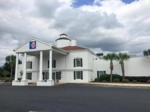 Motel 6 Brunswick, GA