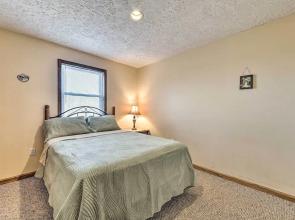 Ski-in/ski-out Ghent Cabin w/ Mountain Views!