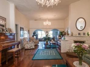 Boathouse Bunbury Bed & Breakfast