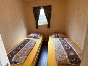 Bungalow Miralago in Camping Cavresc, Via dal Cavresc 1, 7746 Le Prese-Poschiavo