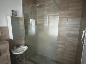 New Renovated and near Centrum