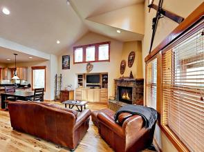 10332 Kimque Ct Cottage