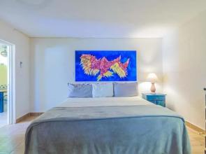 Esperanza Downstairs by Skyrun