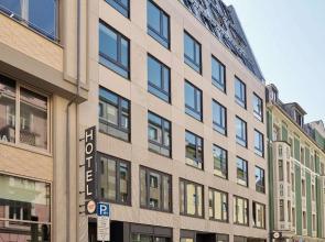 Schwabinger Wahrheit by Geisel