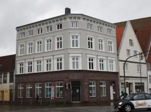 Riverside Apartments