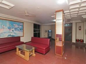 OYO 28734 Parakh Palace