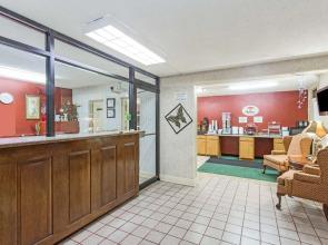 Super 8 By Wyndham Tifton