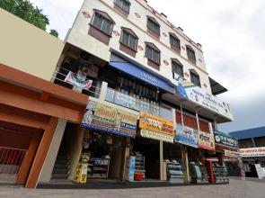 SPOT ON 47639 Mahakal Lodge