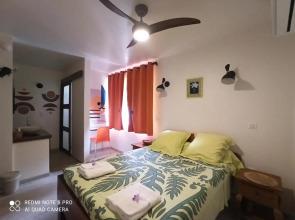 Guest House La Maison Du Voyage