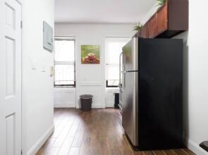 1571-2n New Furnished 2BR Cpark Subway 2 Blocks