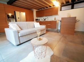 Design Central Apartment