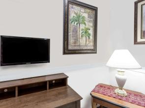 Super 8 by Wyndham El Dorado