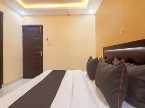 Collection O 76477 M V Inn