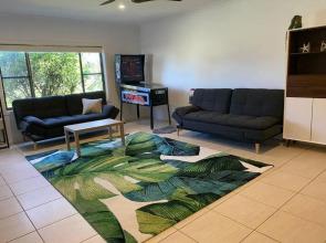 Rainbow Beachhouse - deluxe, pristine location