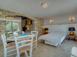 Cannes hills exclusive area fits 20