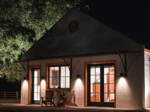 Little Dutch Cabin #3 - 12 min to Magnolia-Baylor