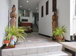 Amstellux Apartments