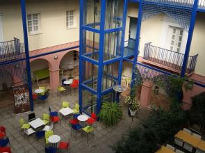 Albergue Inturjoven Huelva - Hostel