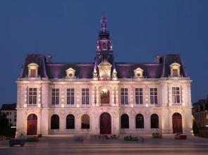 • Bel appartement - centre historique de Poitiers