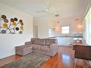 Breakers 4 2 Hill Street