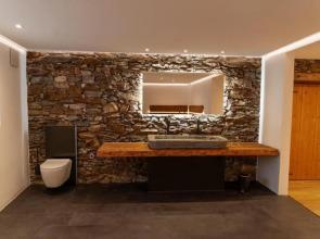 Romantic standalone 5 room cottage in Valposchiavo