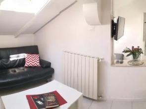 3-Tourist House Bologna-Mansarda