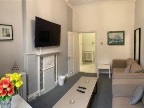 Bond Street & Oxford Street Mayfair Condo Flat