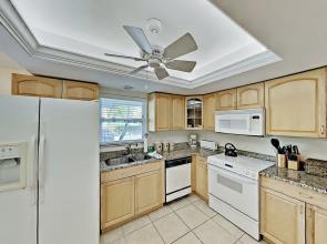 2983Binn 3 Bedroom Duplex