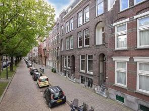 Awesome 1 Bedroom Serviced Apartment 54m2 -MNL A-