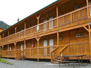 Denali Grizzly Bear Resort
