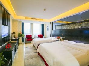 Studio in Villeneuve-loubet, With Wifi - 300 m From the Beach