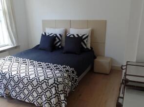 Canalside Apartments