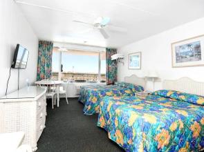 Commander by the Sea Motel