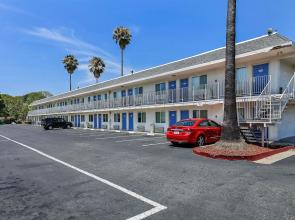 Motel 6 Pleasanton, CA