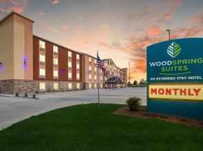 WoodSpring Suites Davenport Quad Cities
