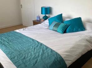 Elegant and Cosy flat with Jacuzzi Bath