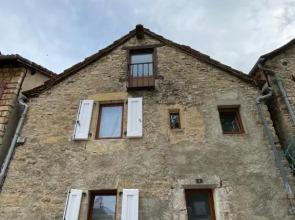 Petite maison rénovée entièrement à Chanac