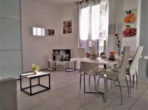 Saëns 1-T2-balcon avec garage privé optionnel-Centre historique et plages à 16km !