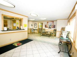 Super 8 Van Buren/Ft. Smith Area