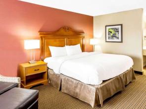 Ramada by Wyndham Salt Lake City North Temple